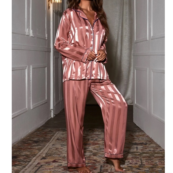 Cozy satin Striped Button Stretchy Waist PJs Pajama Set - Picture 4 of 5